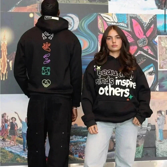 5k lifestyle Tops - (12) 5k Lifestyle  sweatshirt